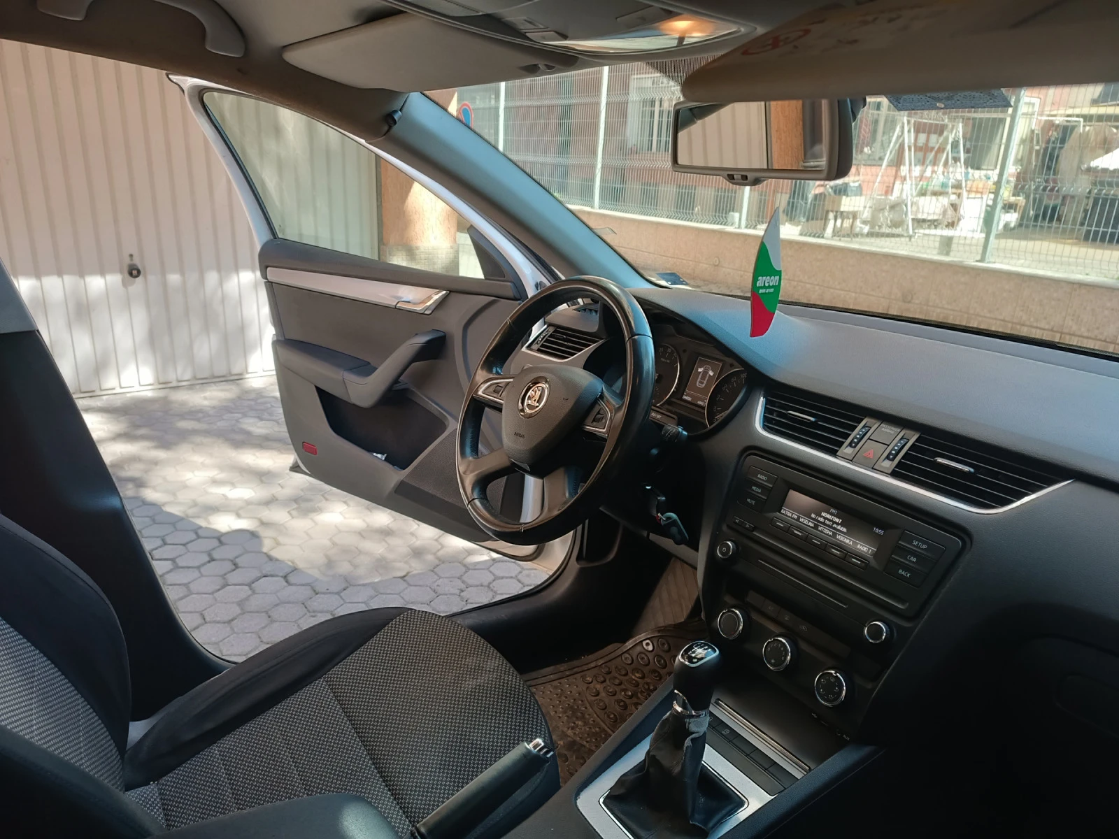 Skoda Octavia 1.6 TDI | Mobile.bg   11