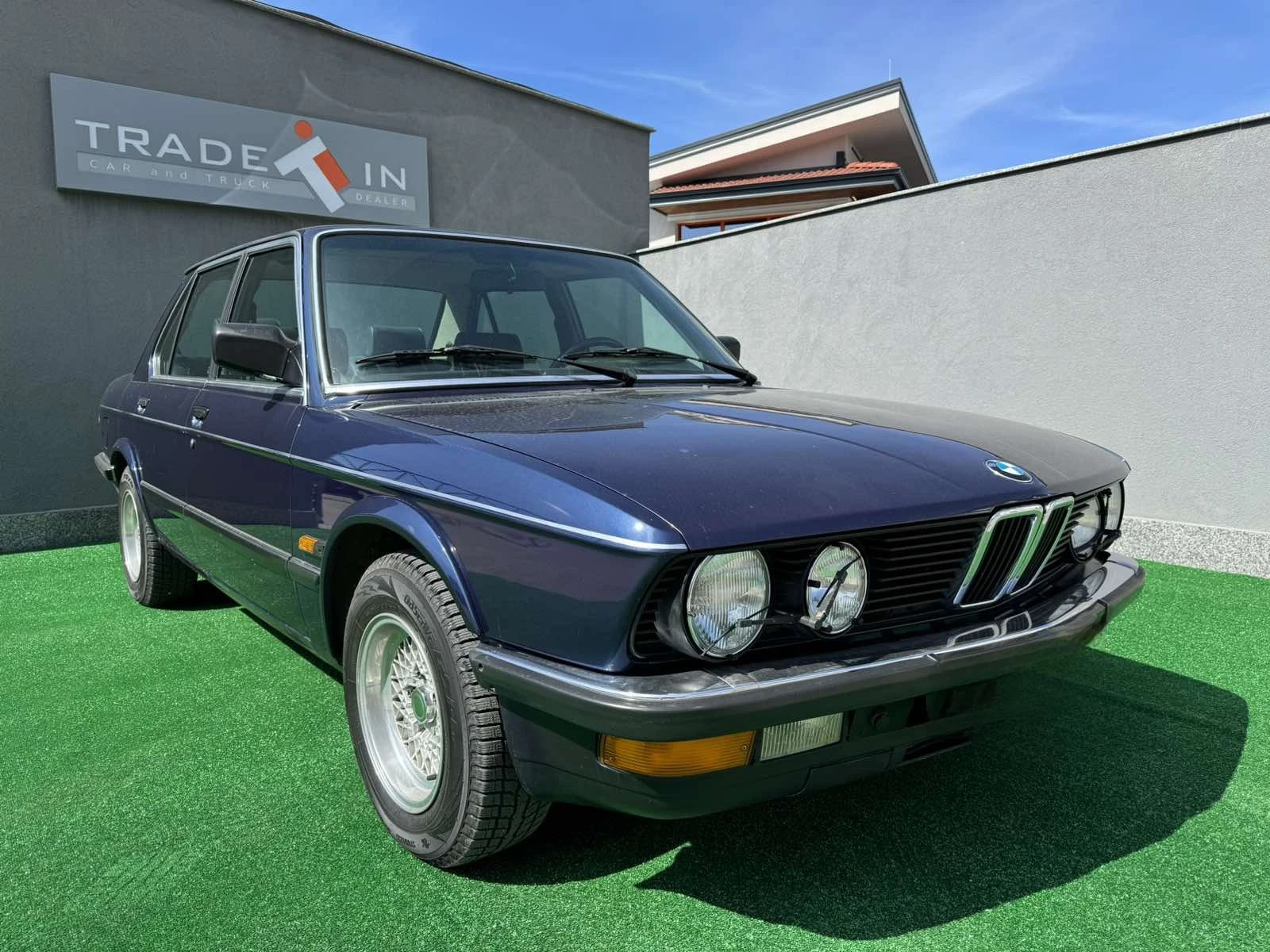 BMW 535 E28 V6 - изображение 3