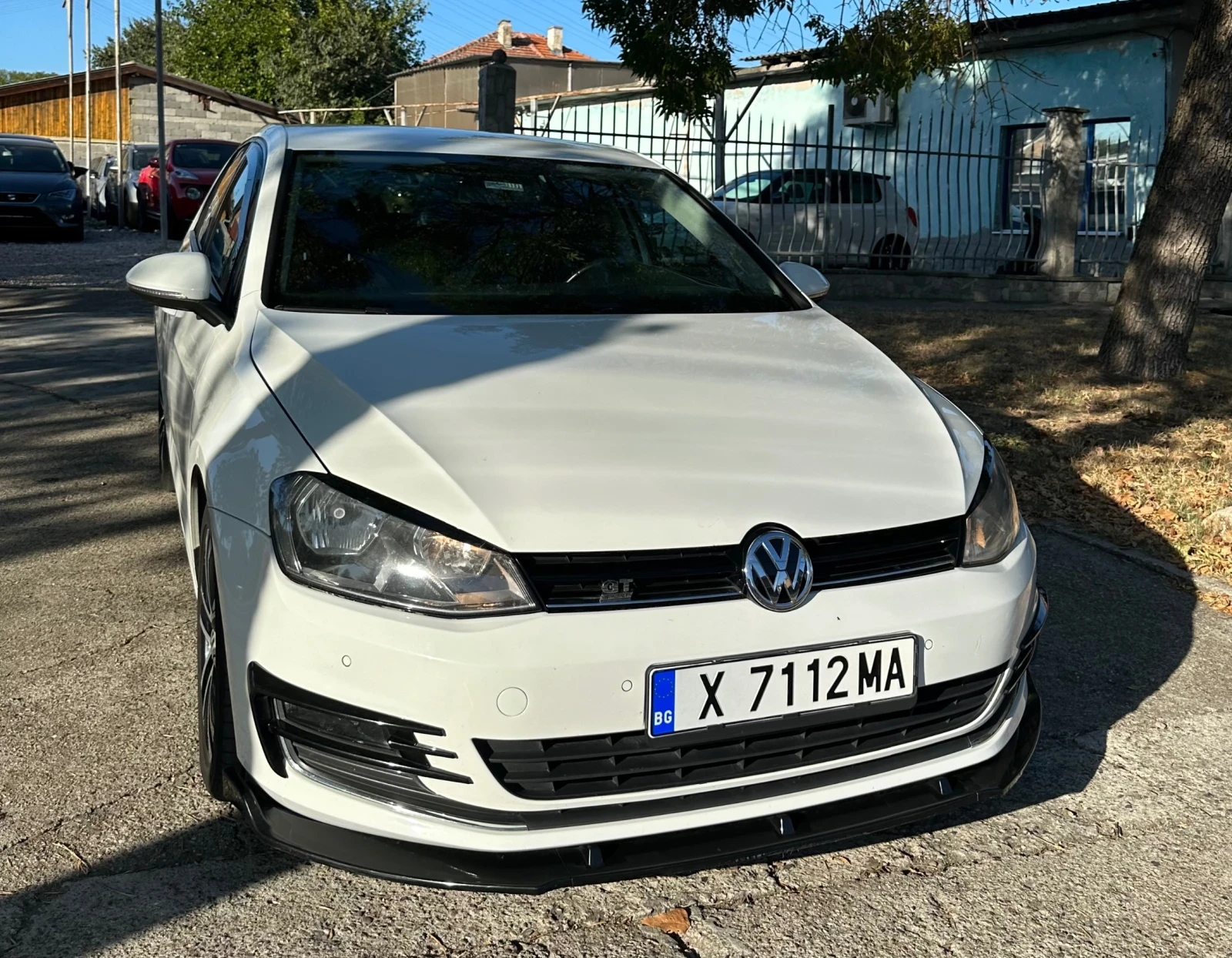 VW Golf  BENZIN TFSI R-LINE - изображение 3