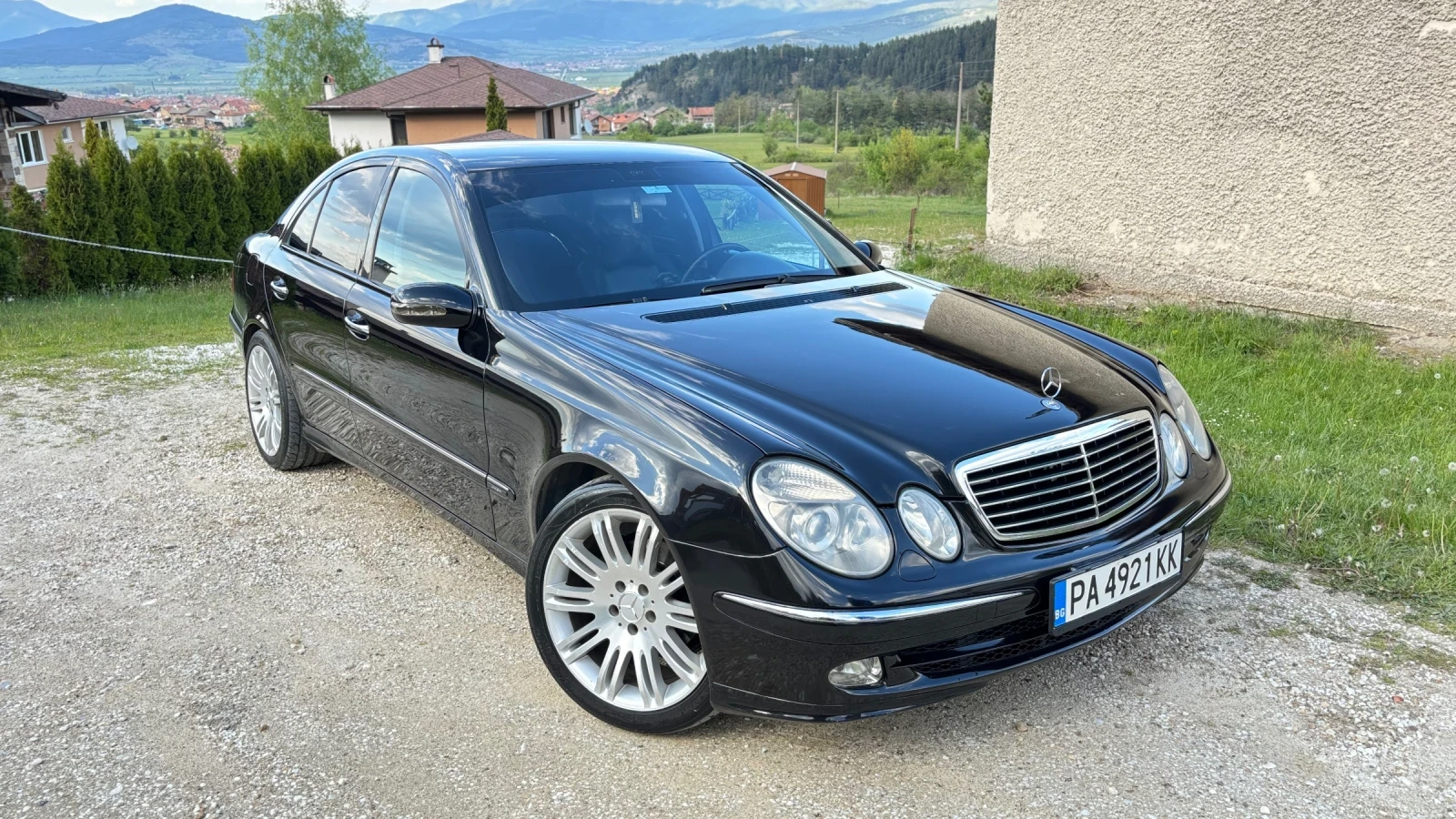 Mercedes-Benz E 220  - изображение 3