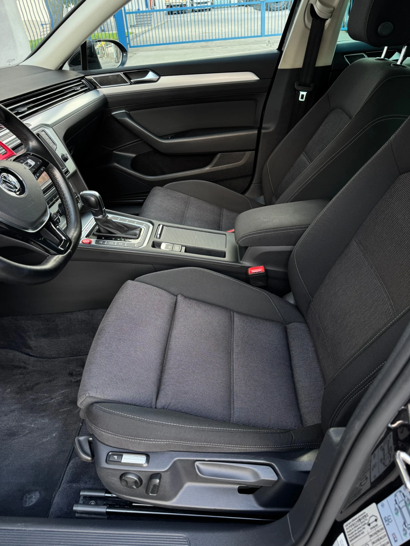 VW Passat 2.0BTDI 4x4 | Mobile.bg   13