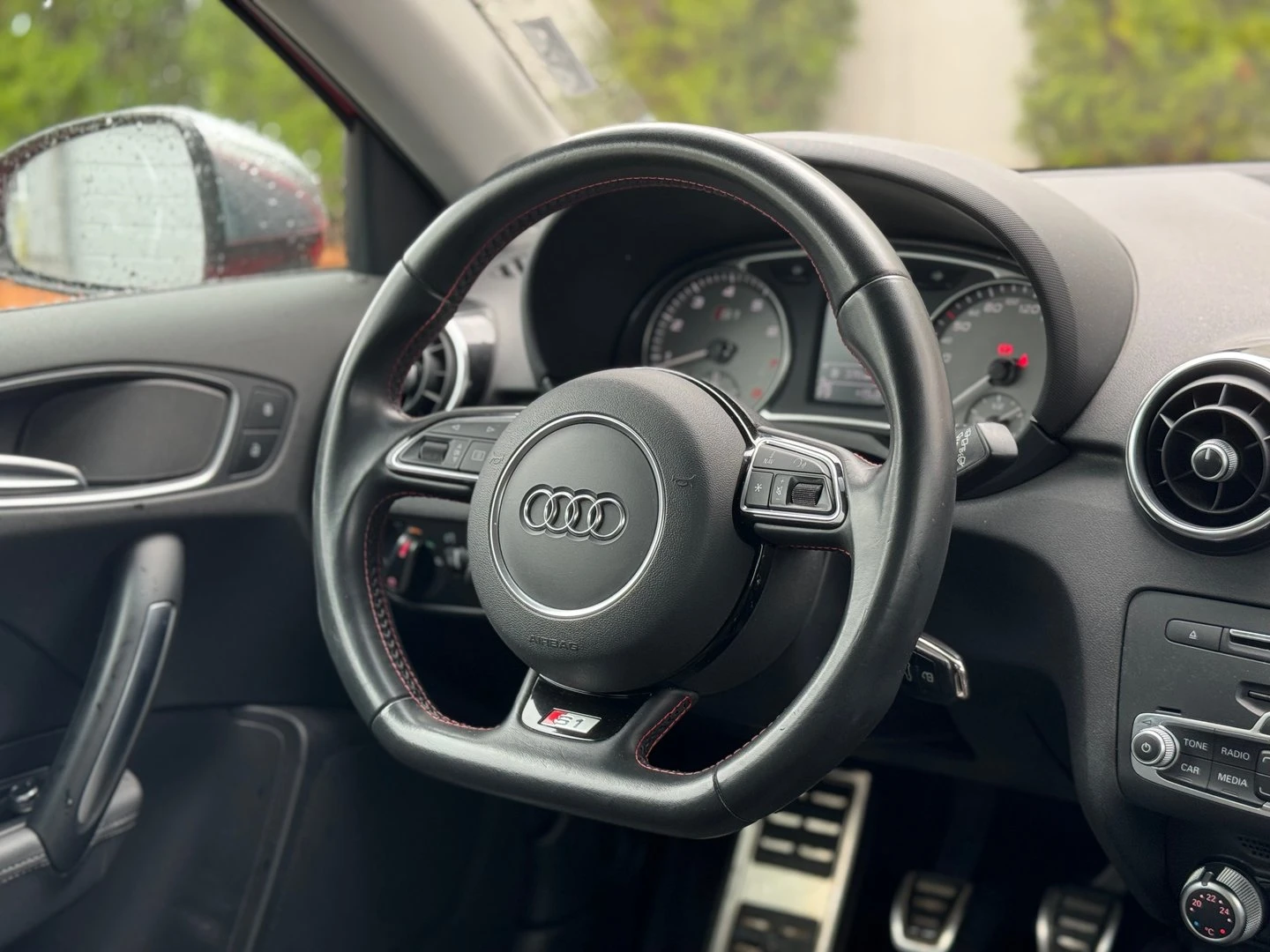 Audi S1 2.0 TFSI quattro - изображение 9