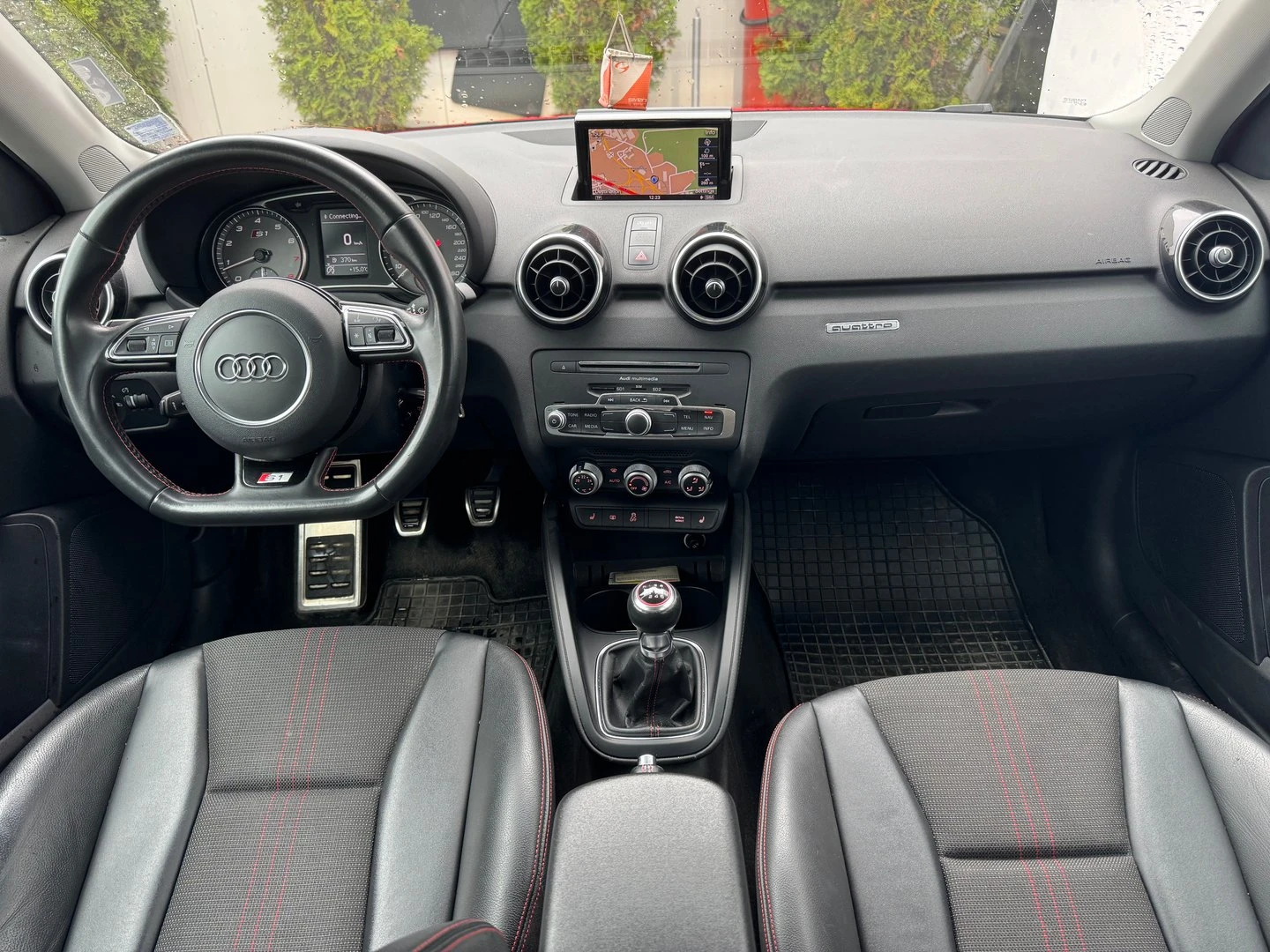 Audi S1 2.0 TFSI quattro - изображение 8