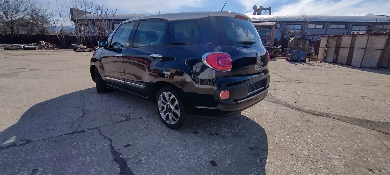 Fiat 500L Living - изображение 8