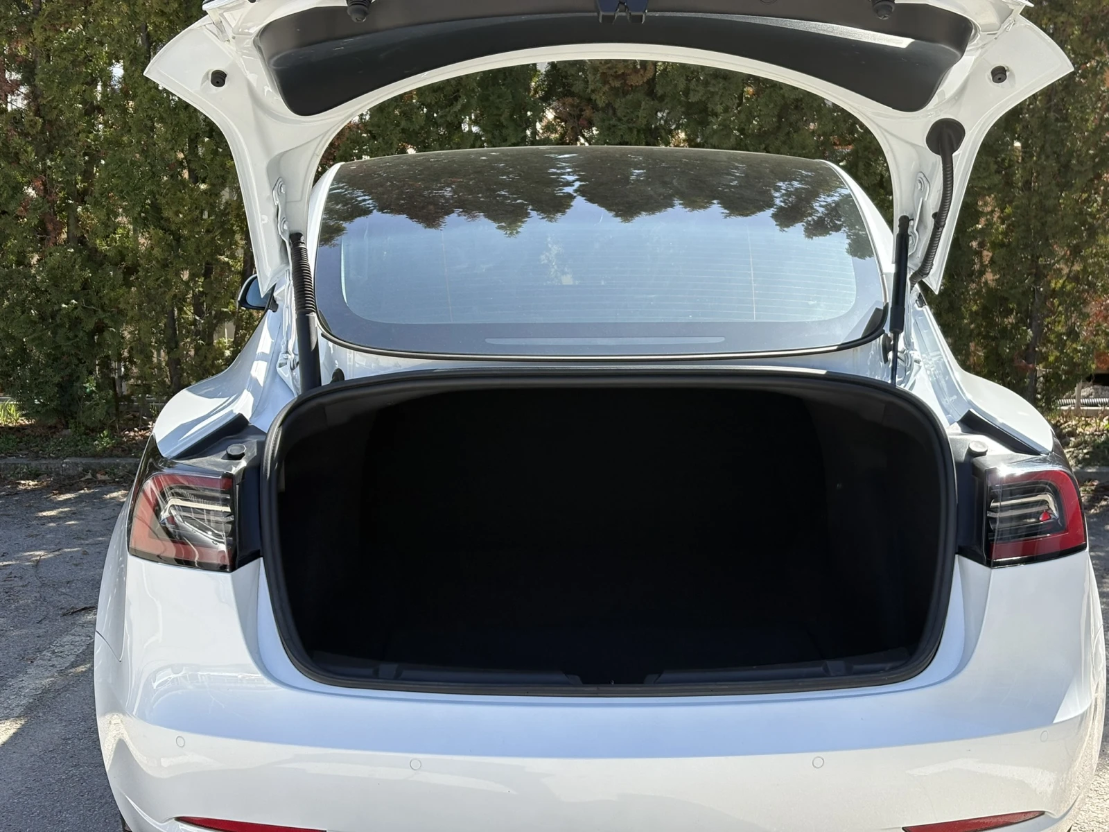 Tesla Model 3 Long Range AWD, снимка 7 - Автомобили и джипове - 53780444