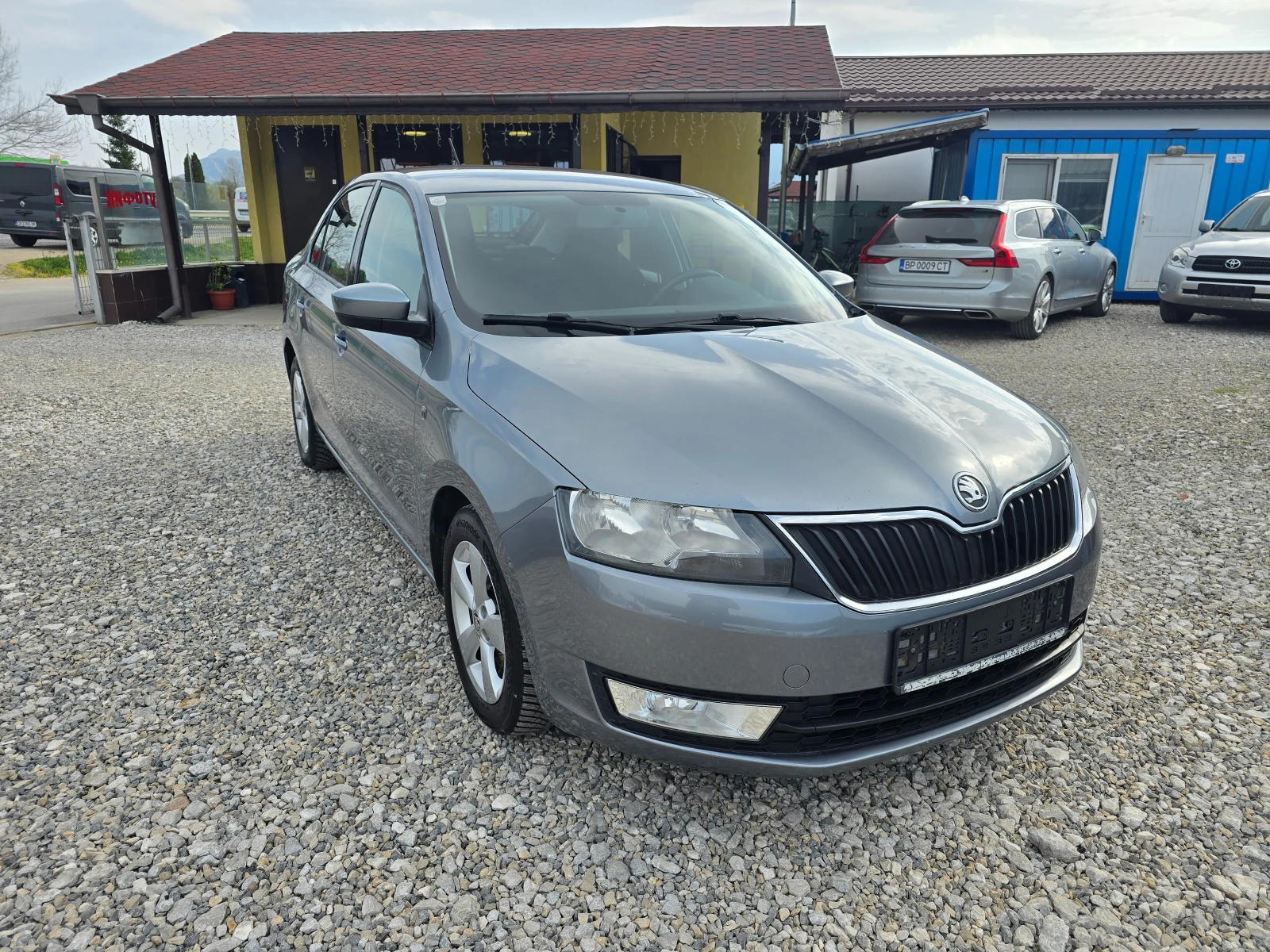 Skoda Rapid 1, 2 NAVI KLIMATRON, снимка 3 - Автомобили и джипове - 54243691