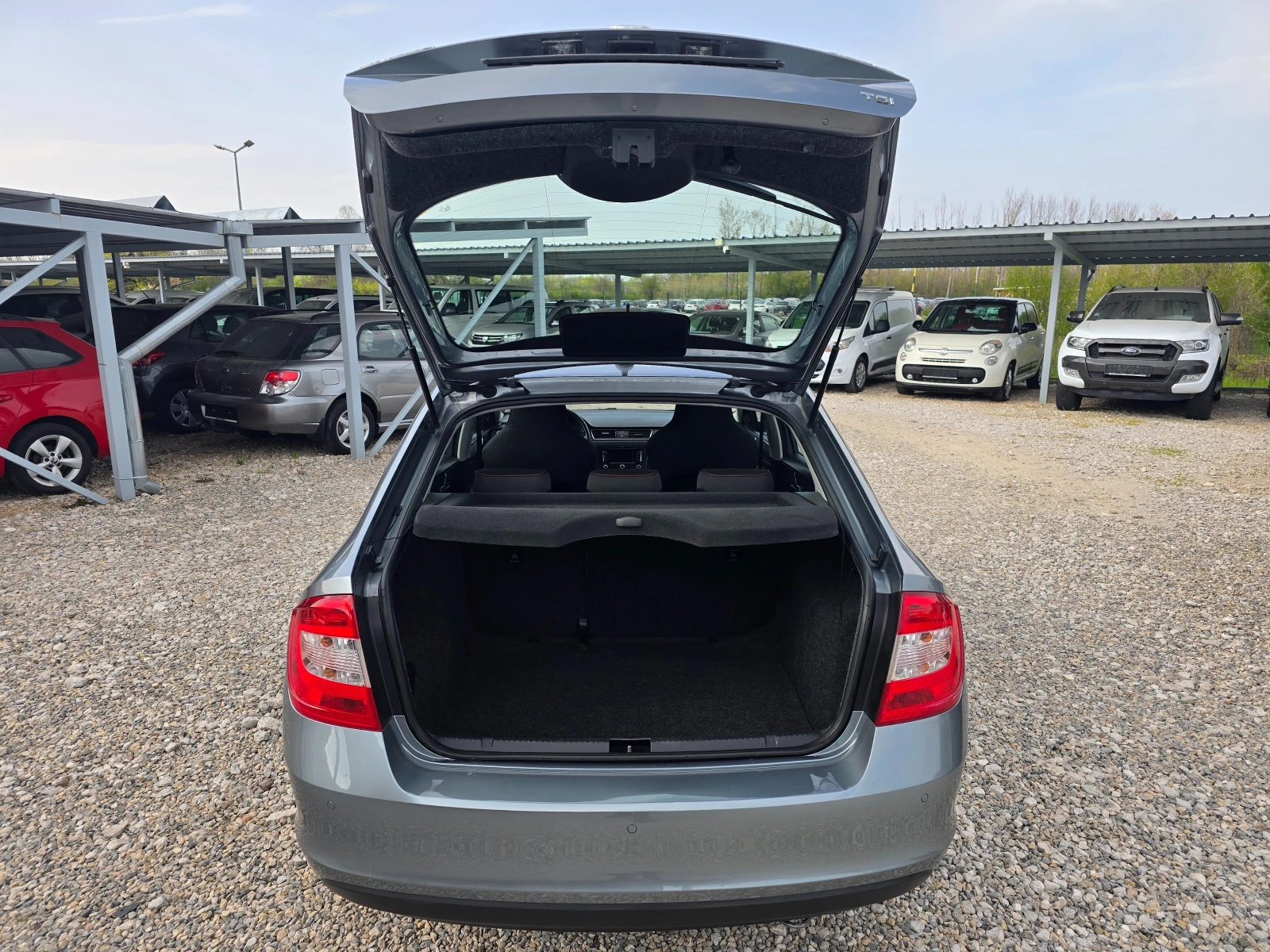 Skoda Rapid 1, 2 NAVI KLIMATRON, снимка 15 - Автомобили и джипове - 54243691