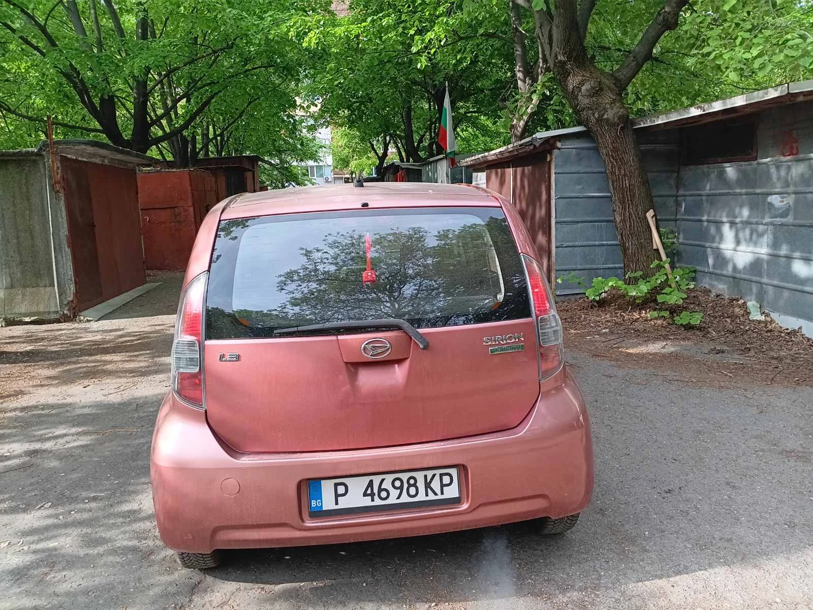 Daihatsu Sirion, снимка 3 - Автомобили и джипове - 54362334