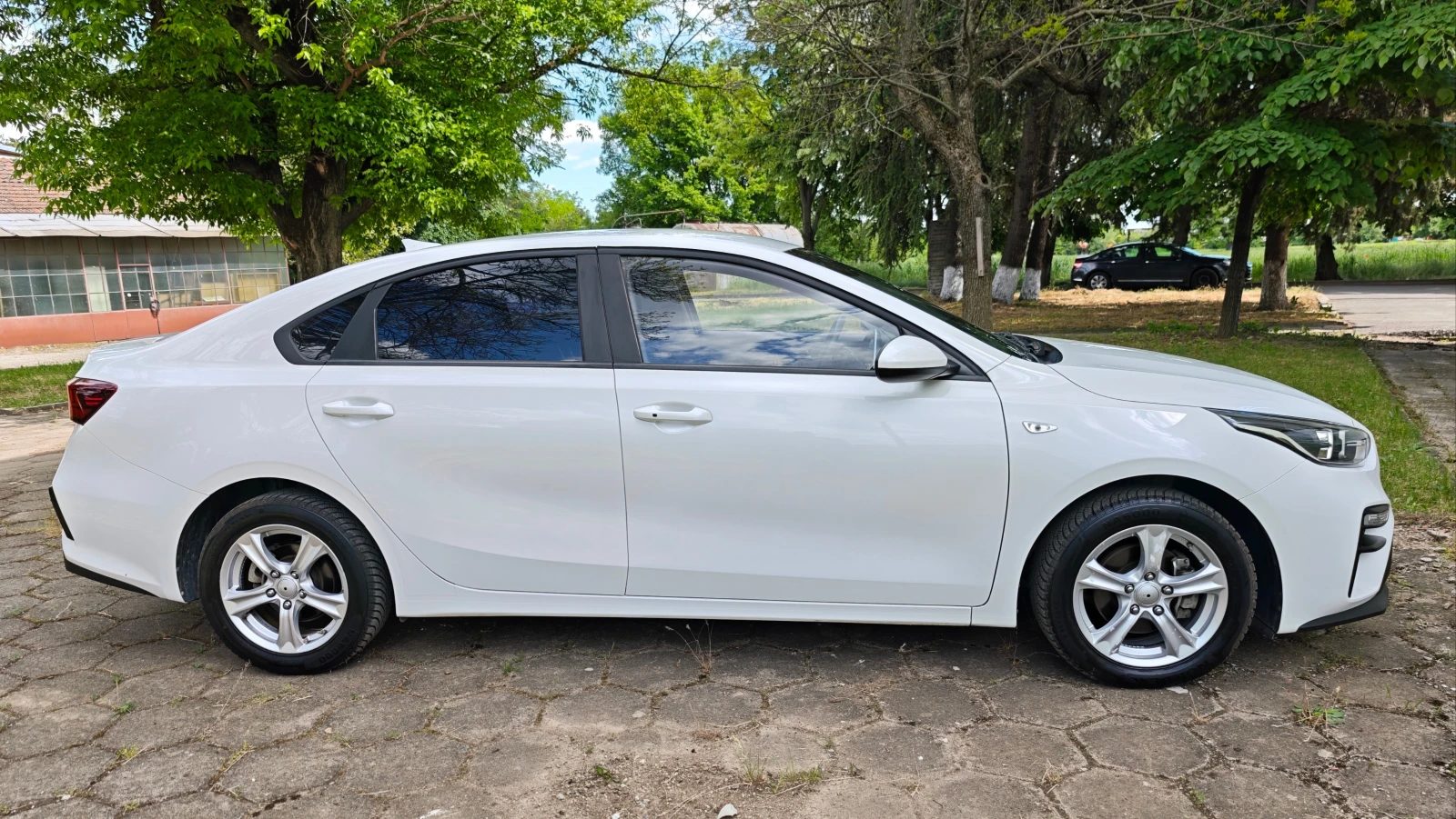 Kia K3 1.6 MPI | Mobile.bg � ����������� 3