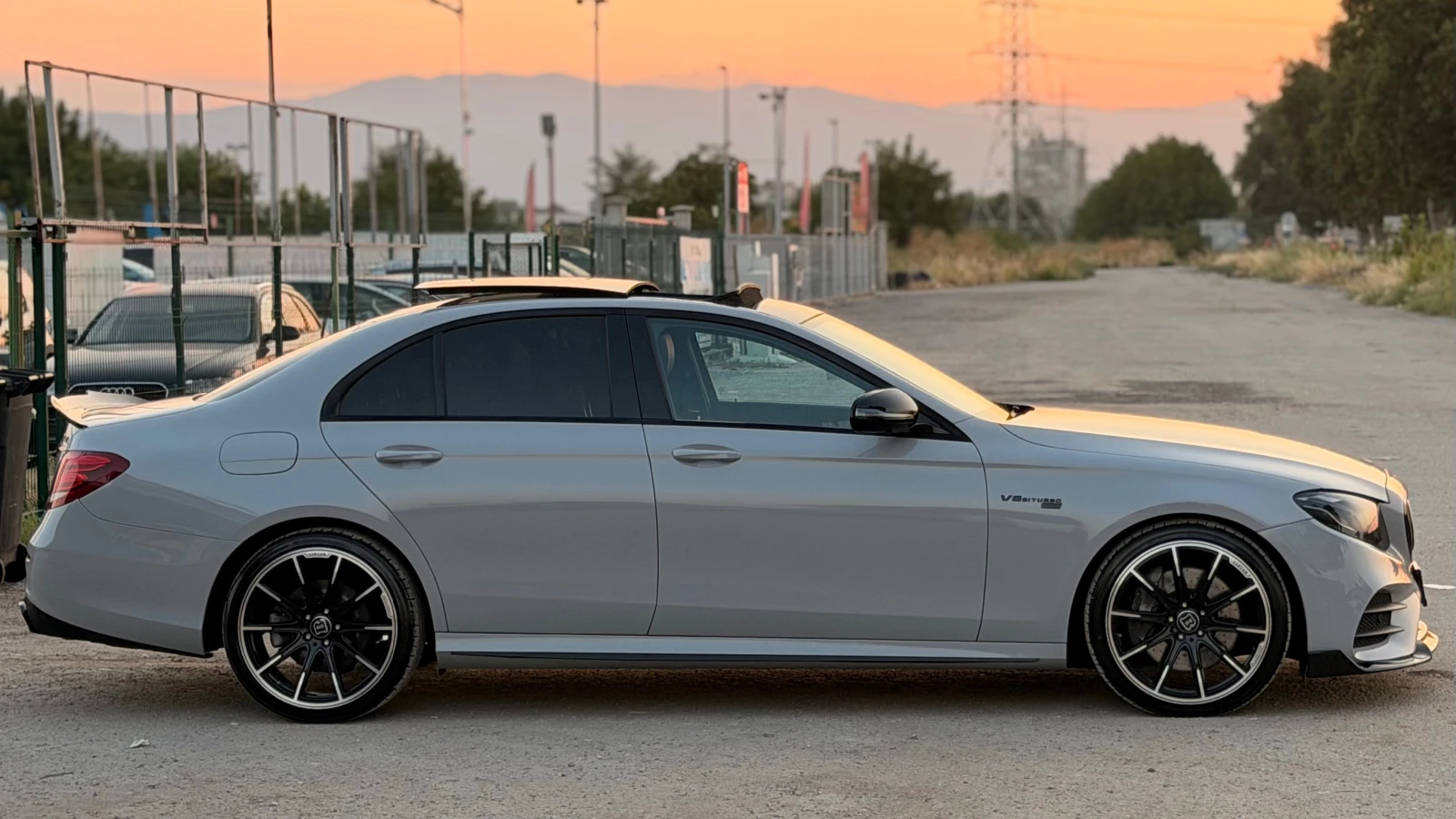 Mercedes-Benz E 350 d= BRABUS= HUD= DISTRONIC= 360* CAMERA= PANORAMA= , снимка 4 - Автомобили и джипове - 55546275