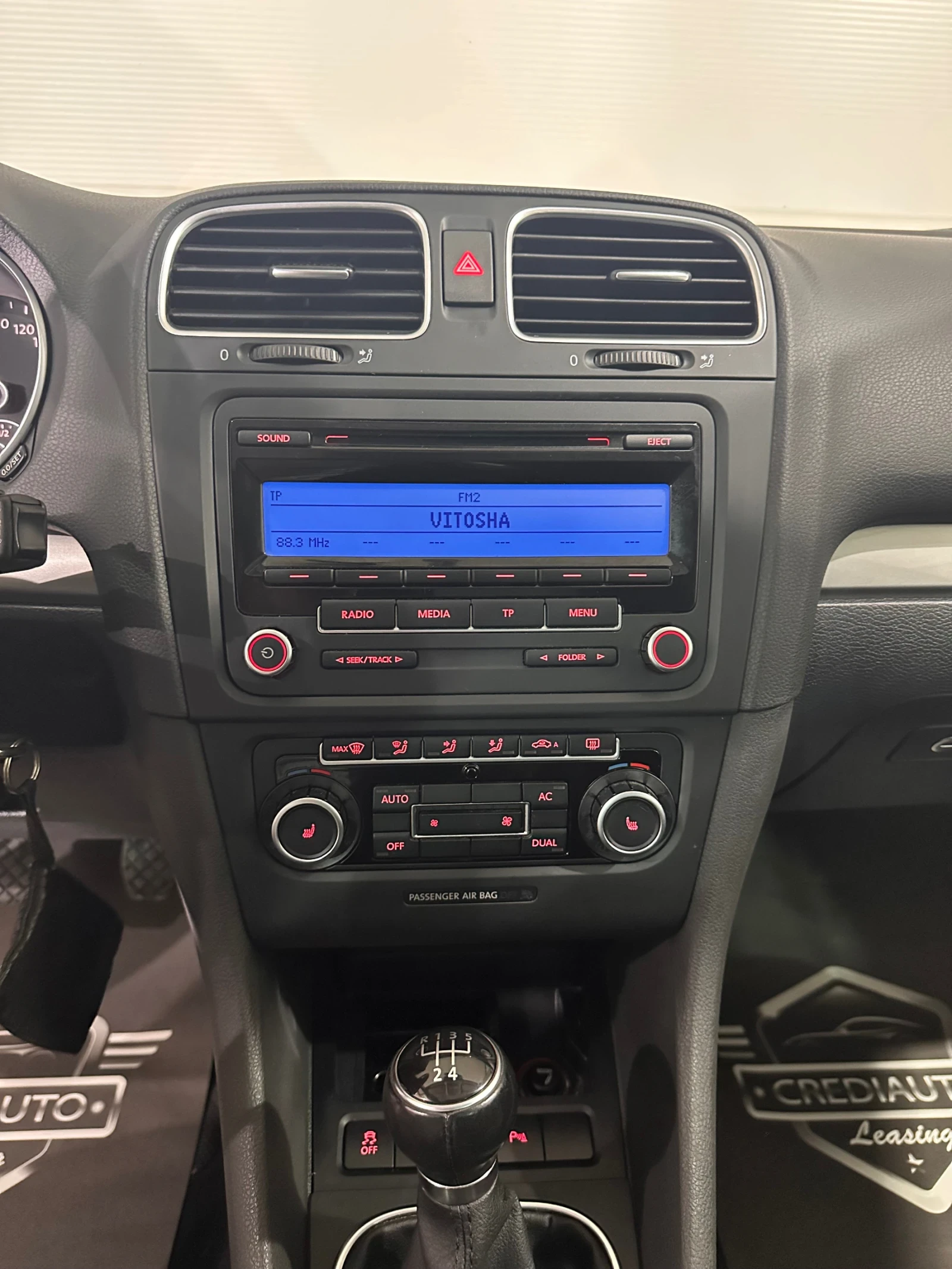 VW Golf, снимка 10 - Автомобили и джипове - 55553332