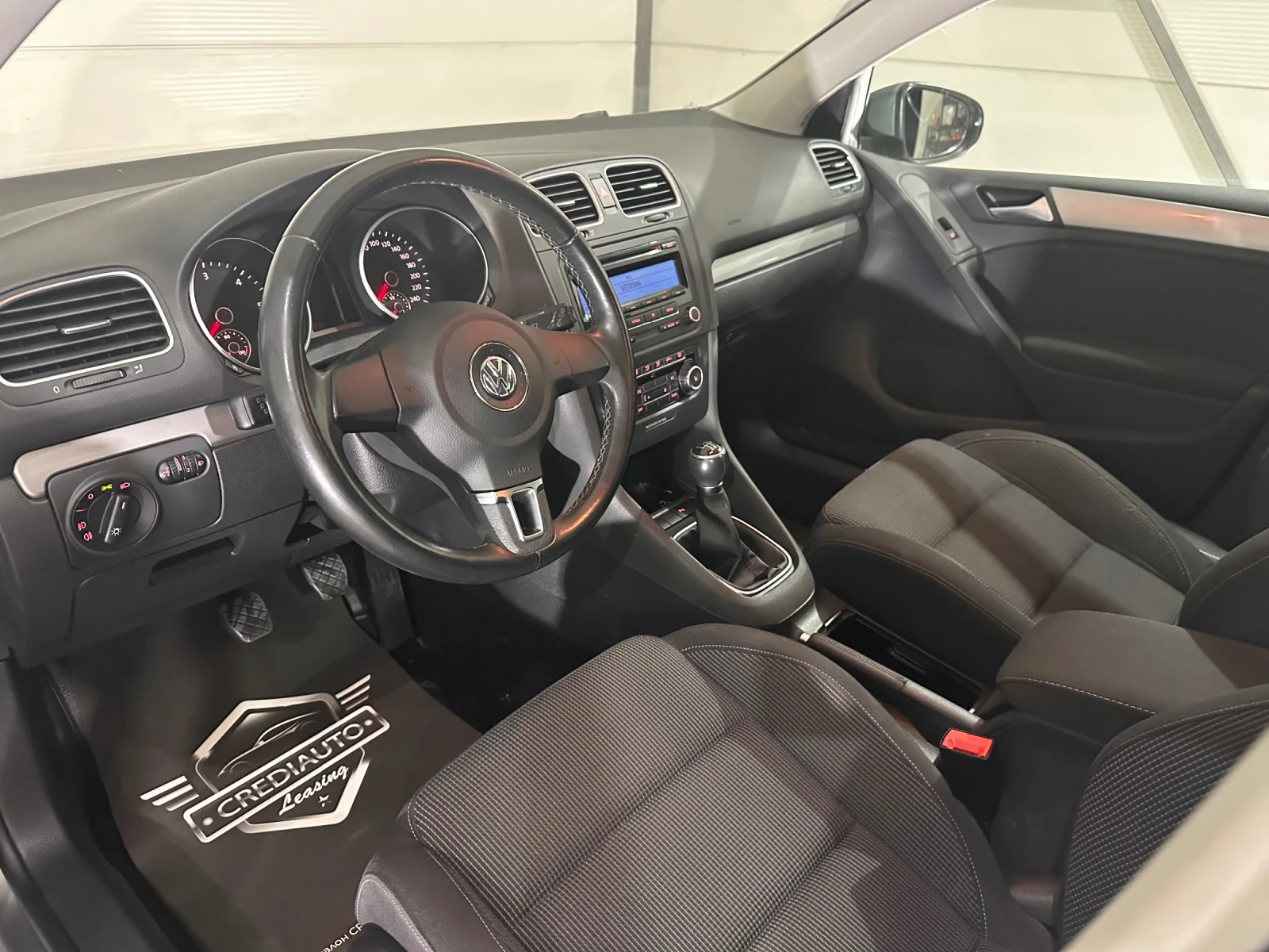 VW Golf, снимка 7 - Автомобили и джипове - 55553332