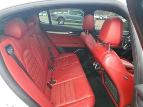 Alfa Romeo Stelvio Ti Sport Q4* HARMAN KARDON* ПОДГРЕВ* MEMORY* , снимка 11