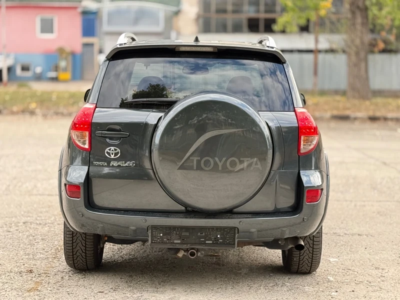 Toyota Rav4 2.2d~177hp~4x4~KEYLESS GO~ITALY, снимка 6 - Автомобили и джипове - 51929035