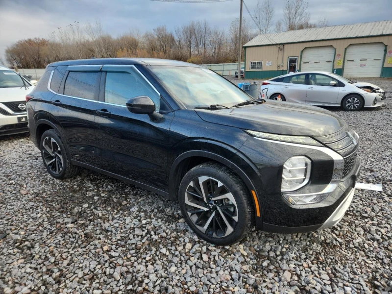 Mitsubishi Outlander SE, снимка 5 - Автомобили и джипове - 53074702