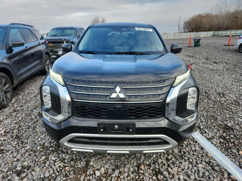 Mitsubishi Outlander SE, снимка 6 - Автомобили и джипове - 53074702