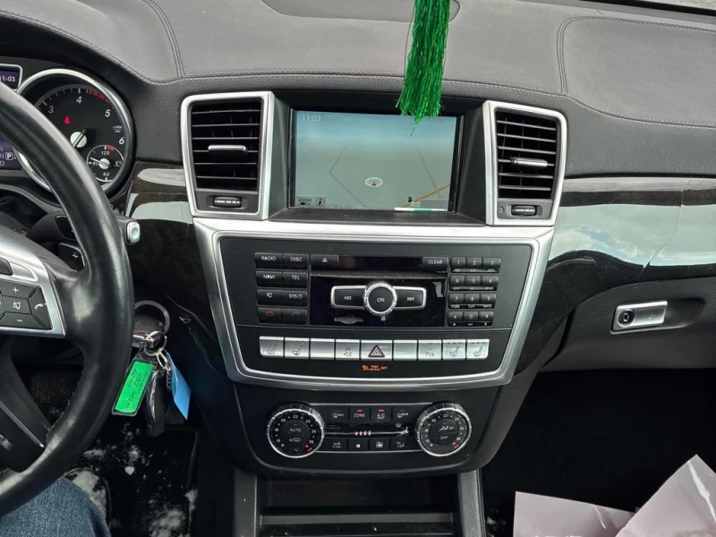 Mercedes-Benz GL * 350 BlueTEC * CARFAX * БЕЗ ПЪРВОНАЧАЛНА ВНОСКА, снимка 9 - Автомобили и джипове - 53156724