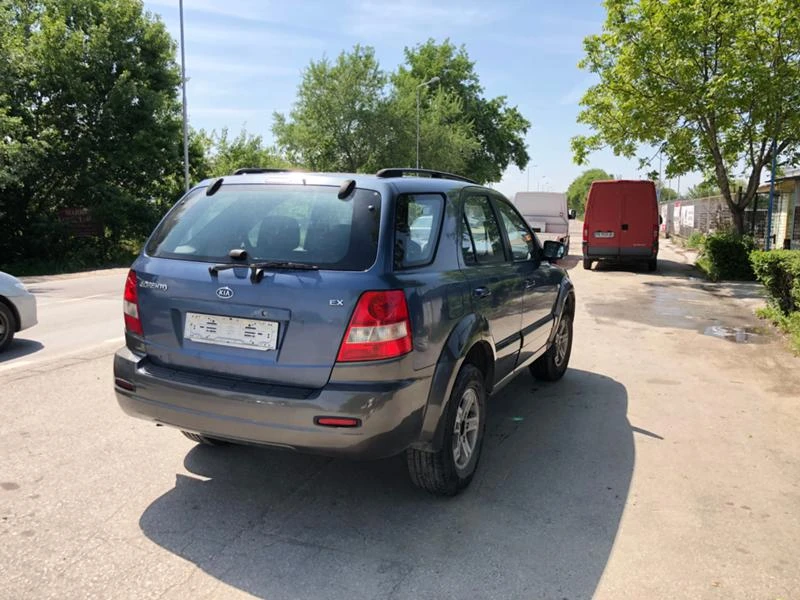 Kia Sorento 2.5 D - изображение 9