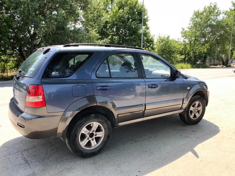 Kia Sorento 2.5 D - изображение 8