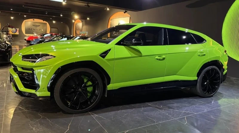 Lamborghini Urus 4.0 V8 Ãàðàíöè&, снимка 2 - Автомобили и джипове - 55251223