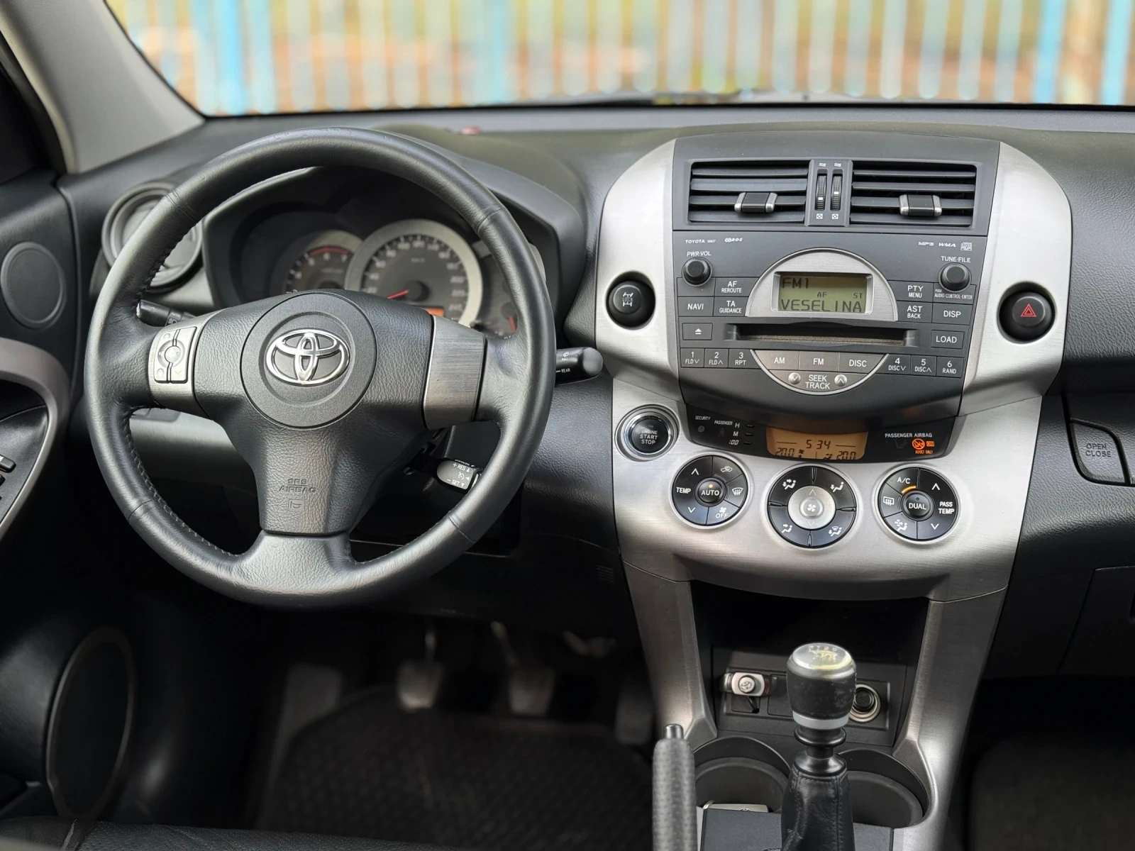 Toyota Rav4 2.2d~177hp~4x4~KEYLESS GO~ITALY | Mobile.bg   11