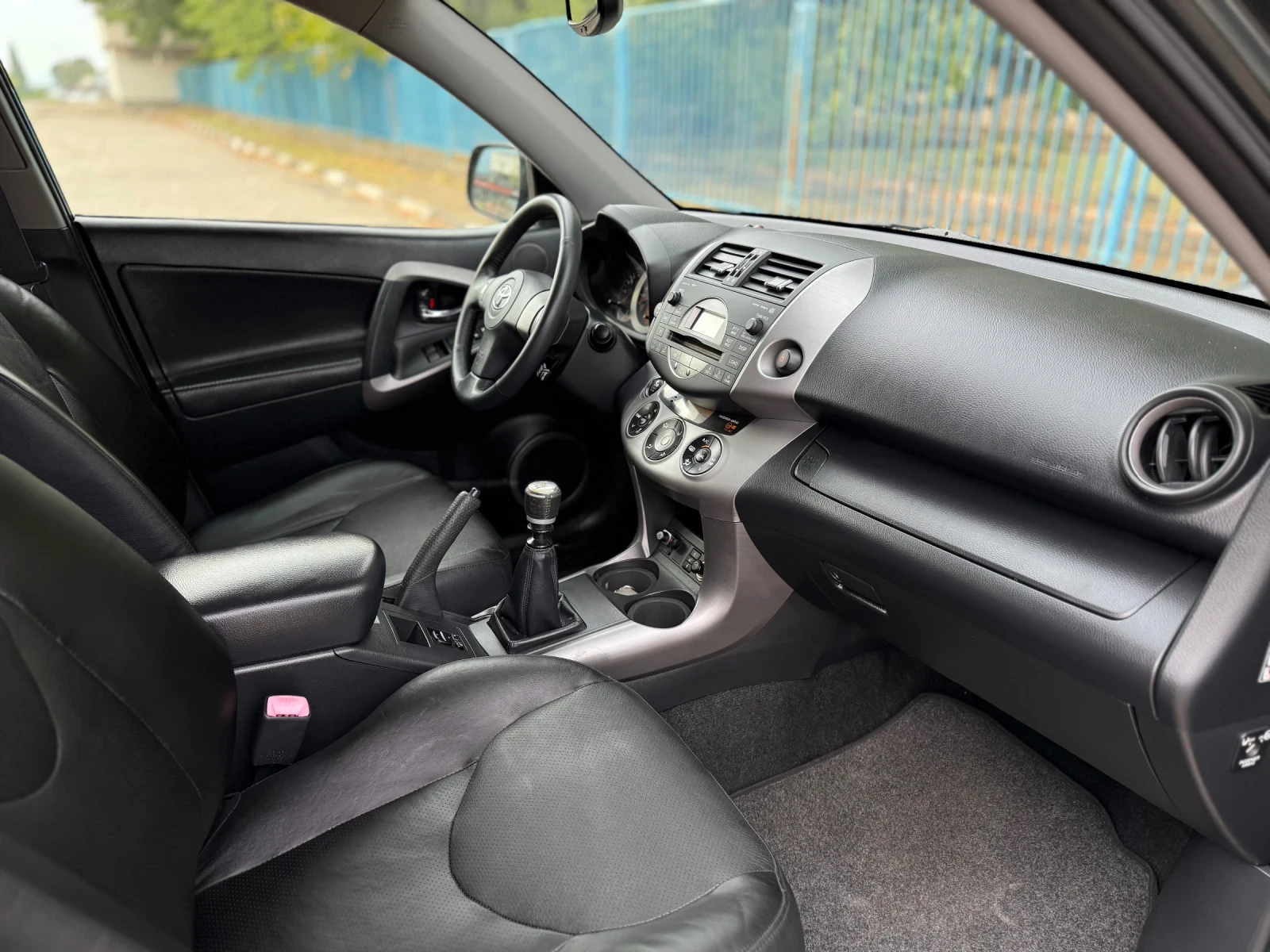 Toyota Rav4 2.2d~177hp~4x4~KEYLESS GO~ITALY | Mobile.bg   14