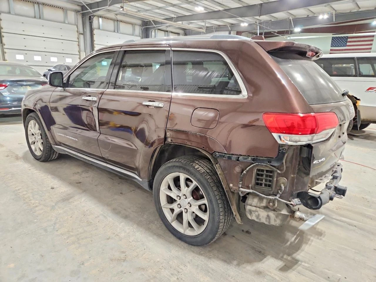 Jeep Grand cherokee 2014 JEEP GRAND CHEROKEE SUMMIT - изображение 6