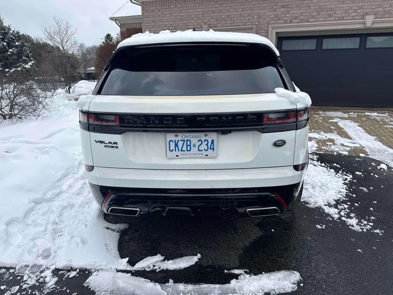 Land Rover Range Rover Velar * R Dynamic SE * CARFAX * DISTRONIC - изображение 4