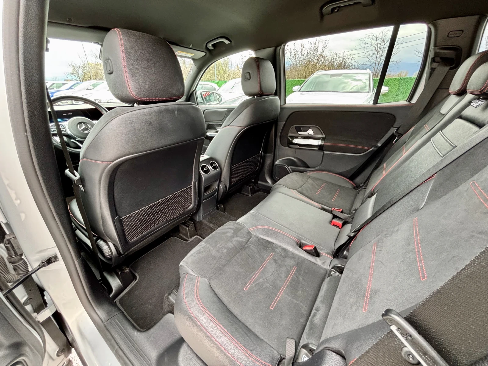 Mercedes-Benz GLB GLB200/AMG/LED/NAVI/TOP | Mobile.bg � ����������� 12