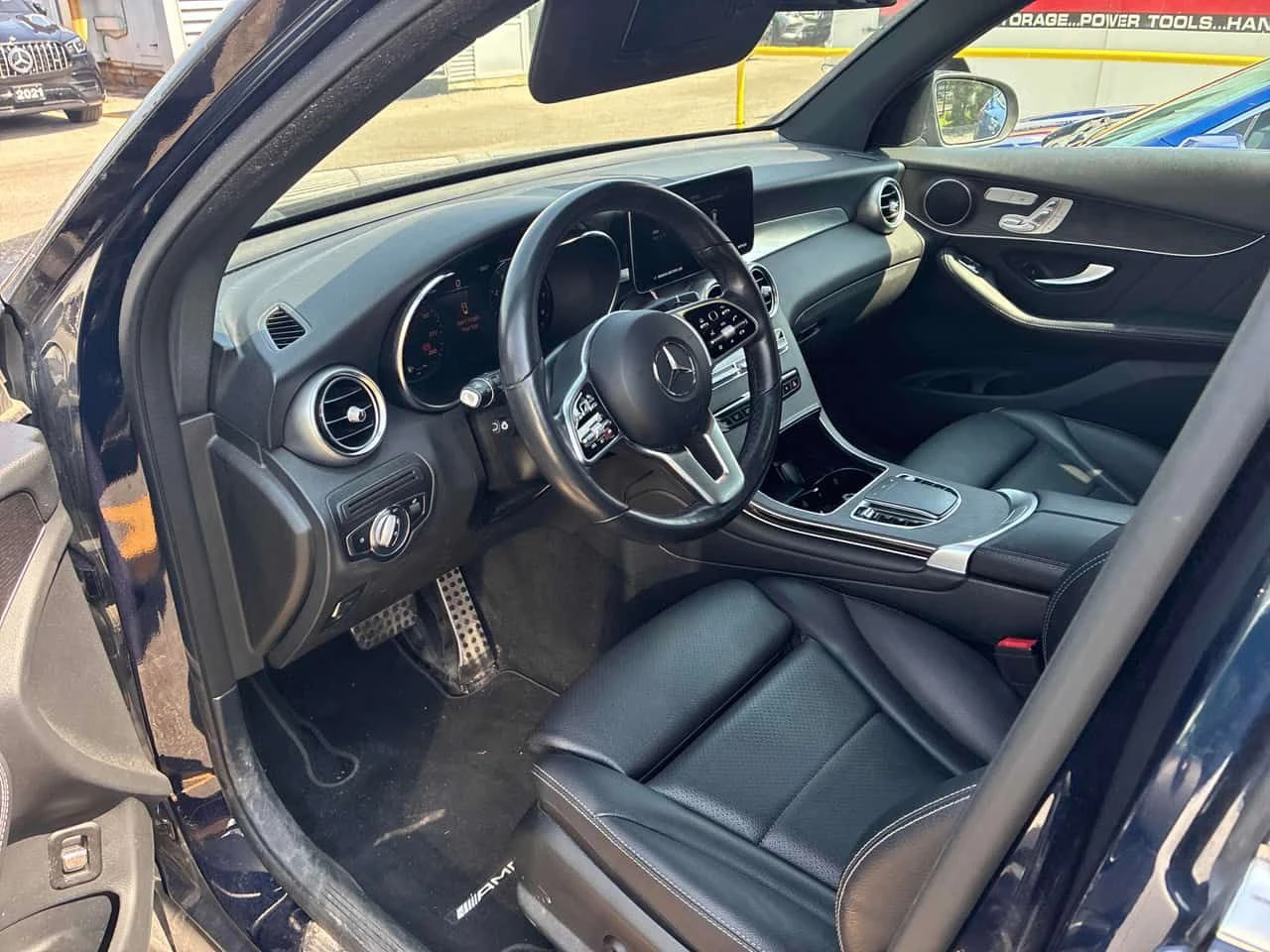 Mercedes-Benz GLC 300 * ПРЕДСТАВИТЕЛСТВО НА МЕРЦЕДЕС * CARFAX, снимка 5 - Автомобили и джипове - 55504515