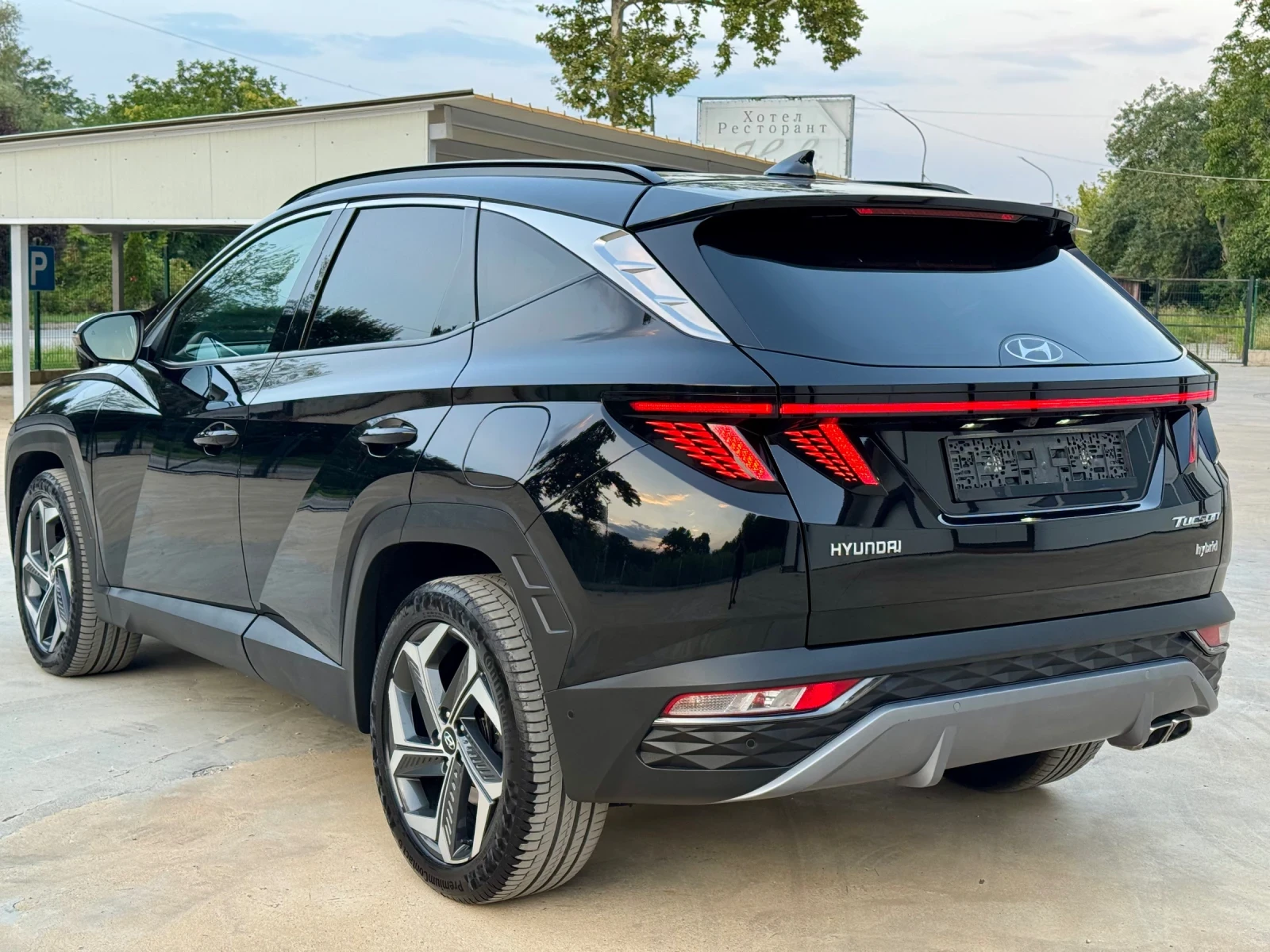Hyundai Tucson * PREMIUM+ * 4WD* HYBRID* FULL-MAX* , снимка 5 - Автомобили и джипове - 55581451