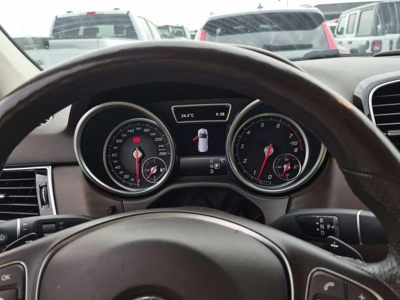 Mercedes-Benz GLE 400 * CARFAX * ОПЦИЯ ЗА ФИНАНСИРАНЕ, снимка 9 - Автомобили и джипове - 55789012