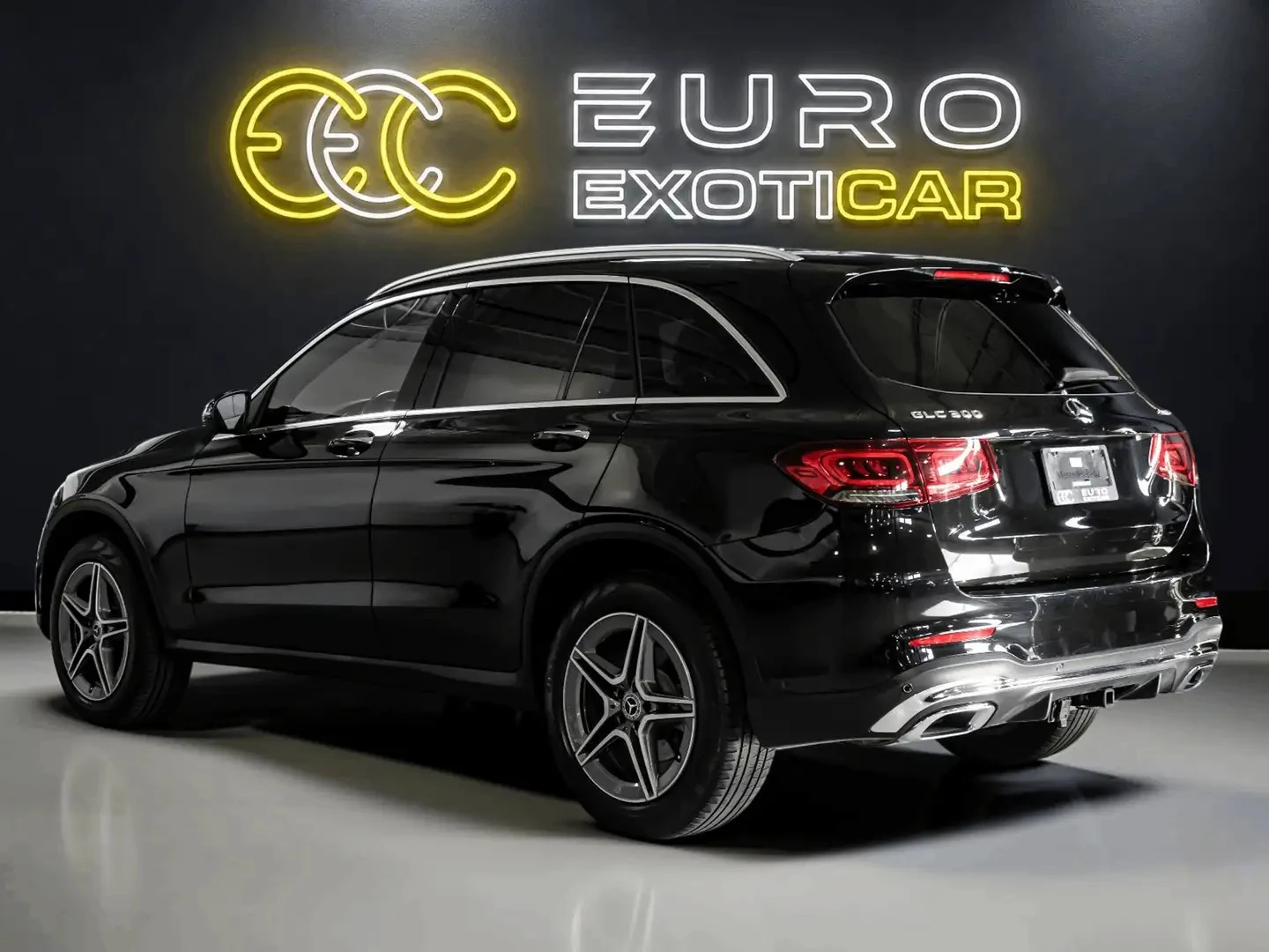 Mercedes-Benz GLC burmester* multibeam led* Parking Assist, снимка 6 - Автомобили и джипове - 56232799