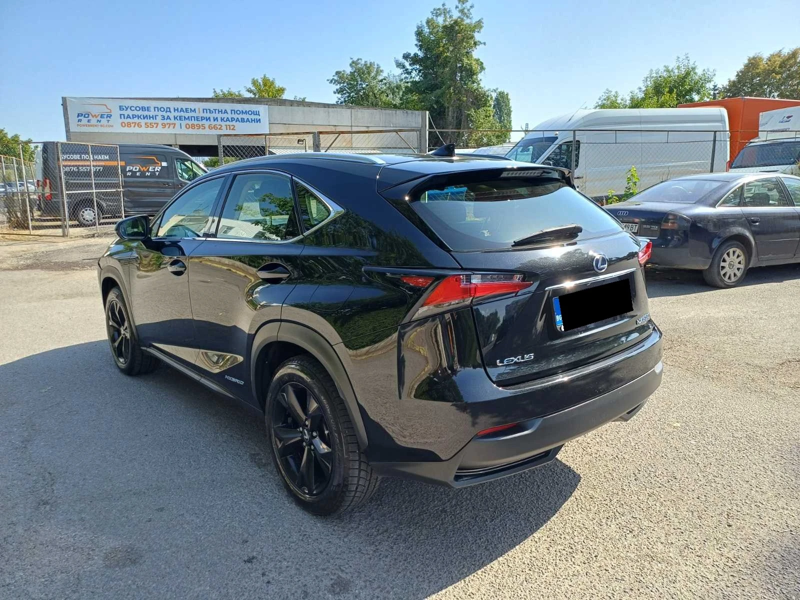 Lexus NX 300h Facelift, снимка 3 - Автомобили и джипове - 56574010