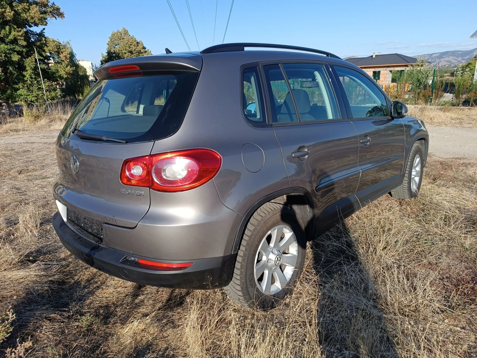 VW Tiguan 2.0tdi 4x4, снимка 5 - Автомобили и джипове - 56660778