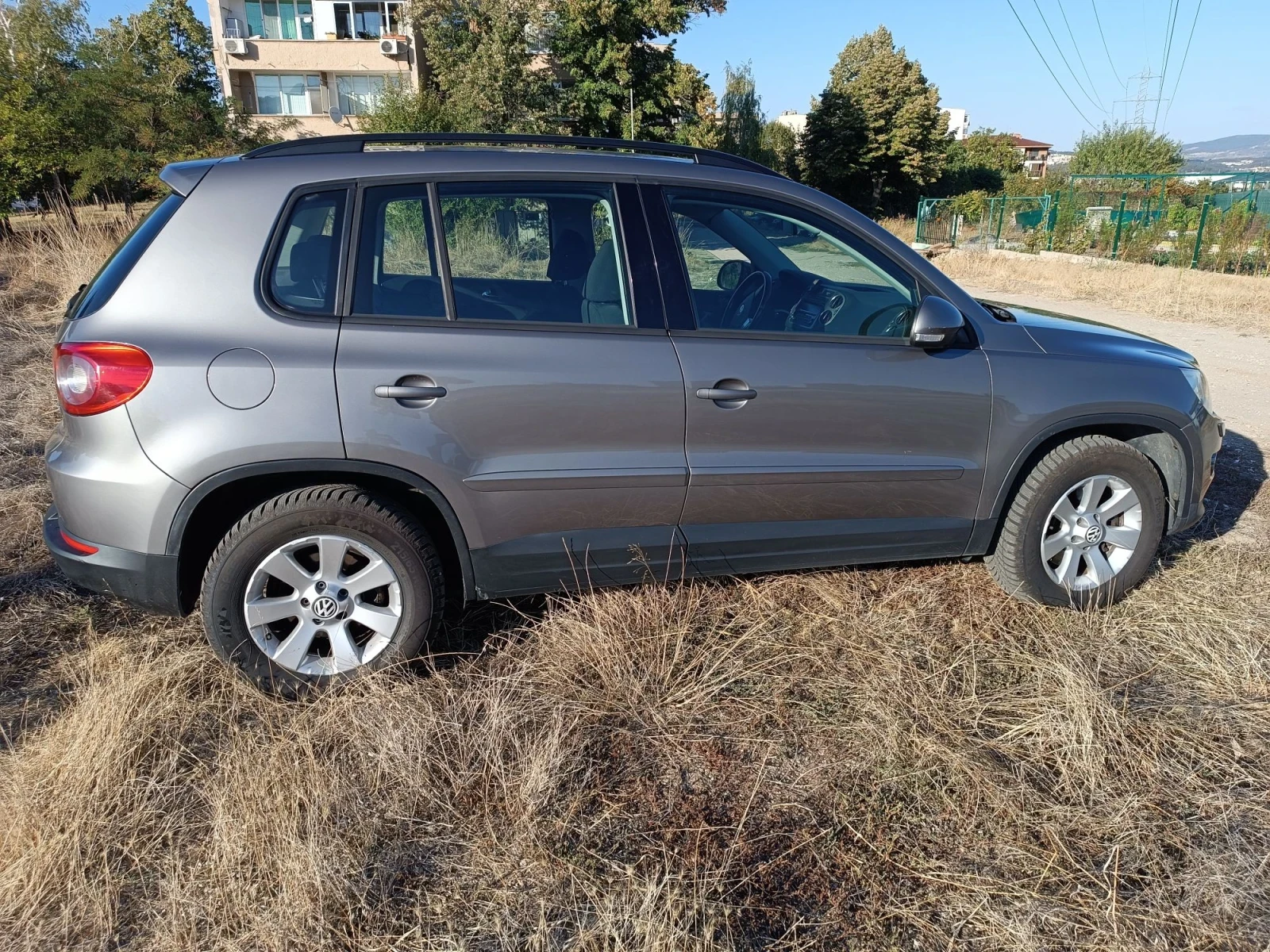VW Tiguan 2.0tdi 4x4, снимка 6 - Автомобили и джипове - 56660778