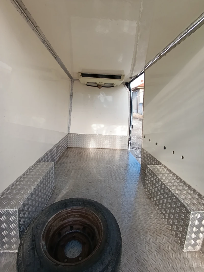 Renault Master 2.8dti, снимка 8 - Бусове и автобуси - 53078918