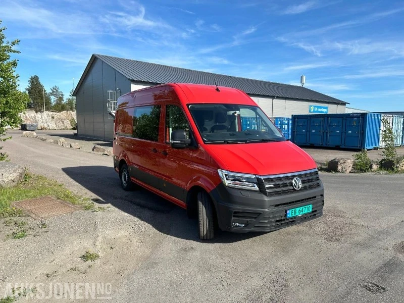 VW Crafter, снимка 4 - Бусове и автобуси - 47346547