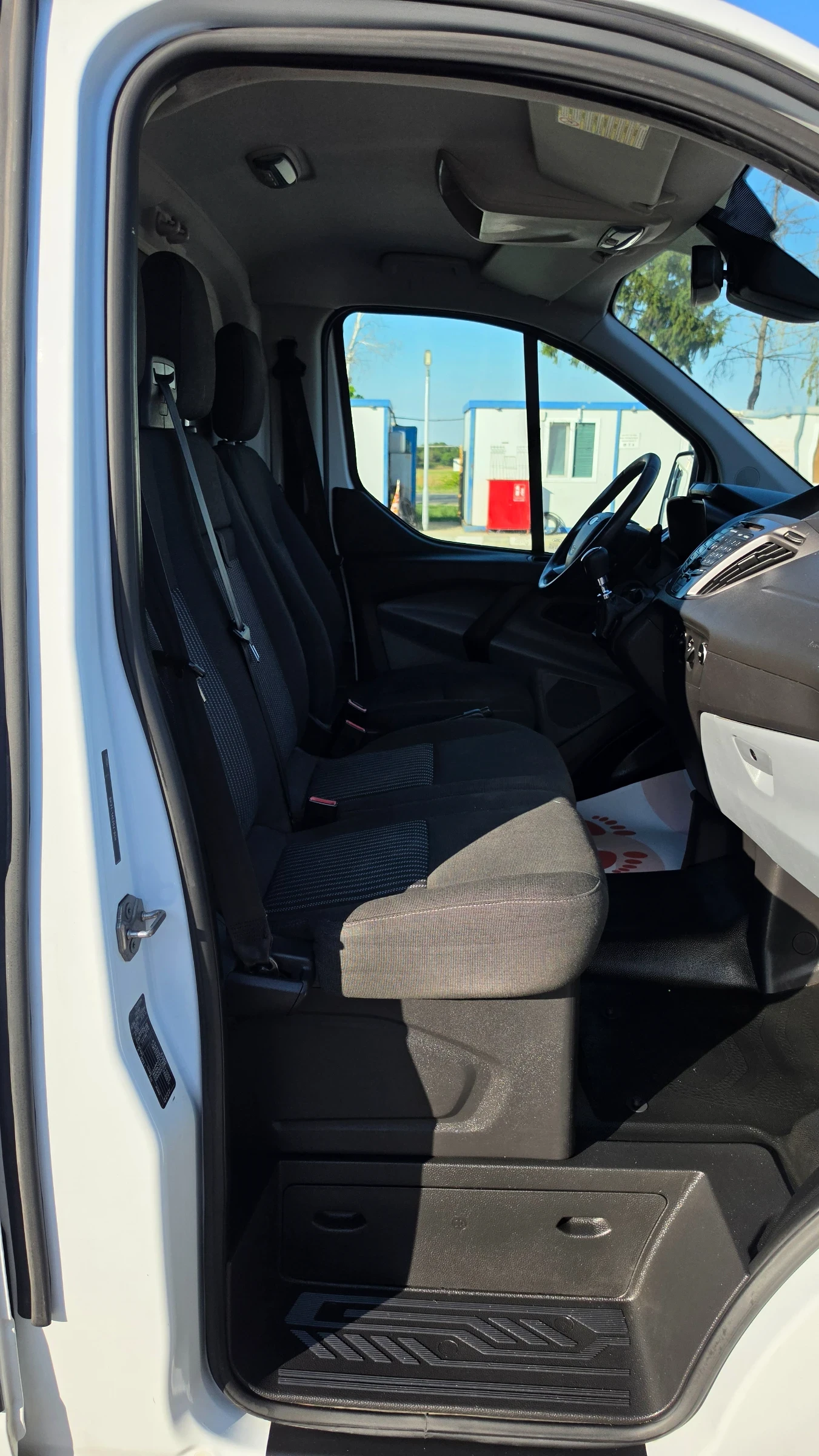 Ford Transit Custom  2.2tdci 101k.c., снимка 11 - Бусове и автобуси - 55494723