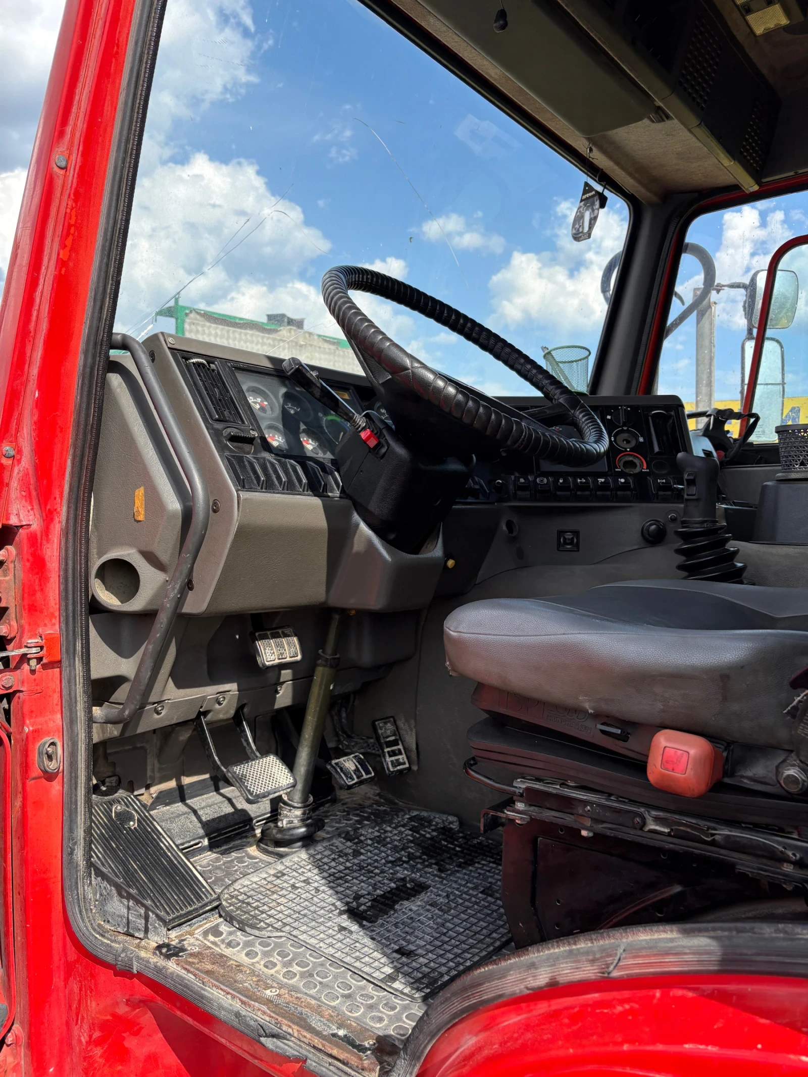 Volvo Fl12 СПЕЦИАЛЕН HIAB 166 XS, снимка 12 - Камиони - 55211527