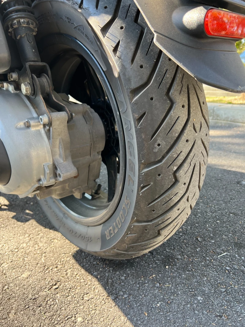 Piaggio Beverly 350, снимка 10 - Мотоциклети и мототехника - 52650392