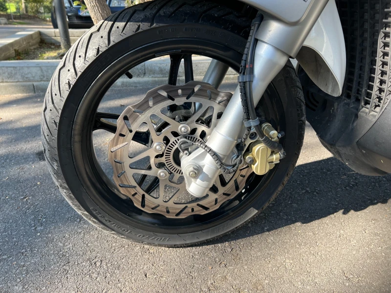 Piaggio Beverly 350, снимка 8 - Мотоциклети и мототехника - 52650392