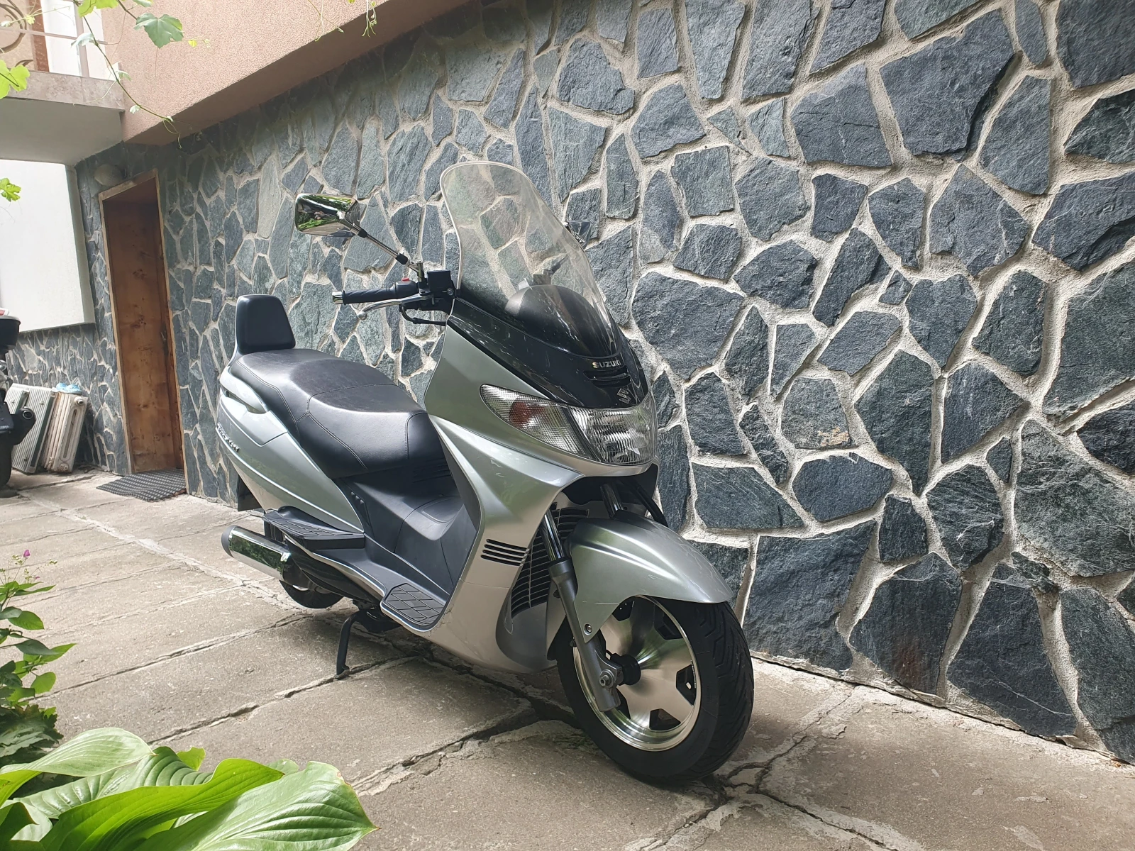 Suzuki Burgman 250, снимка 11 - Мотоциклети и мототехника - 53901178