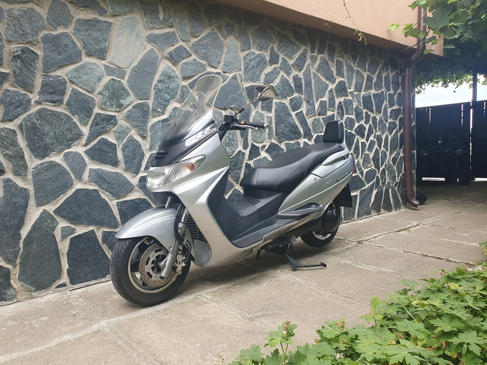 Suzuki Burgman 250, снимка 2 - Мотоциклети и мототехника - 53901178