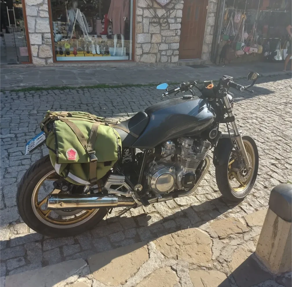 Yamaha XJ 900F, снимка 2 - Мотоциклети и мототехника - 54294567