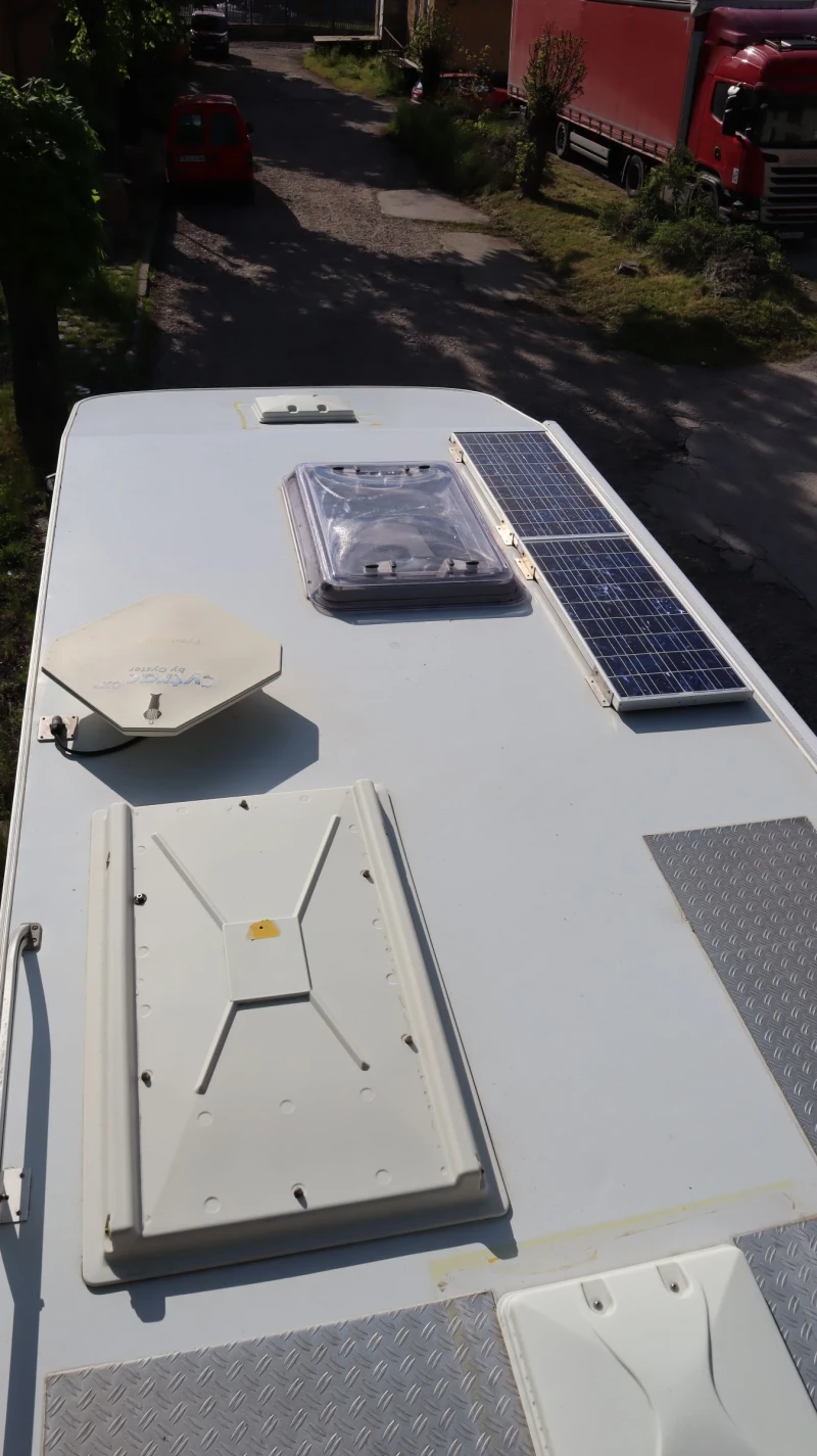 Кемпер HYMER / ERIBA StarLine, 7.5M, Всички екстри.94000км.Автомат., снимка 4 - Каравани и кемпери - 52308695