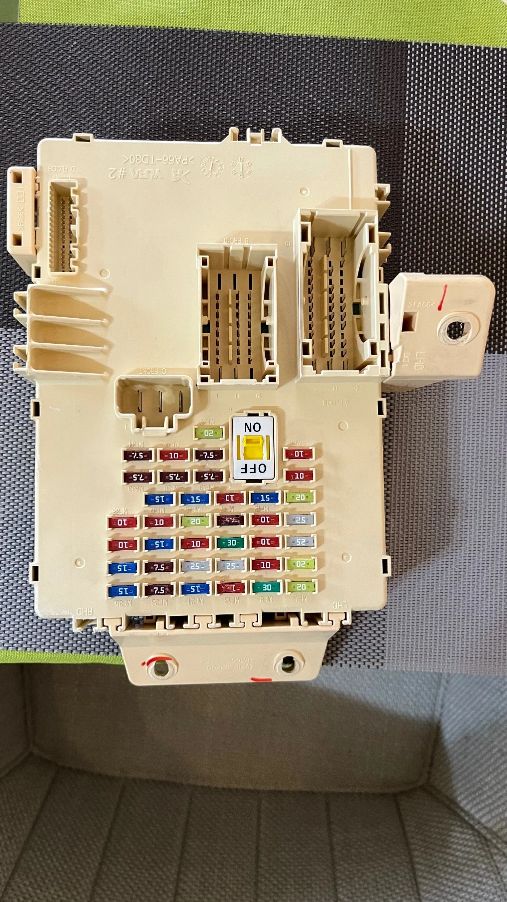 Бушониера- Fuse module (box) Hyundai I40 