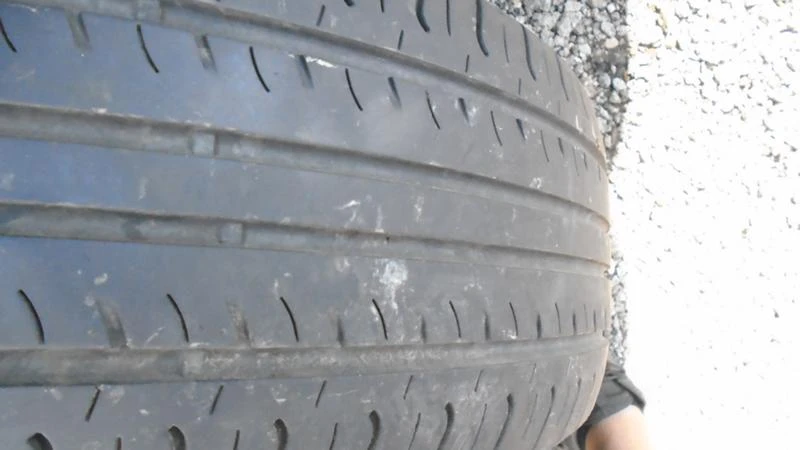 Гуми Зимни 225/60R17, снимка 3 - Гуми и джанти - 22369402