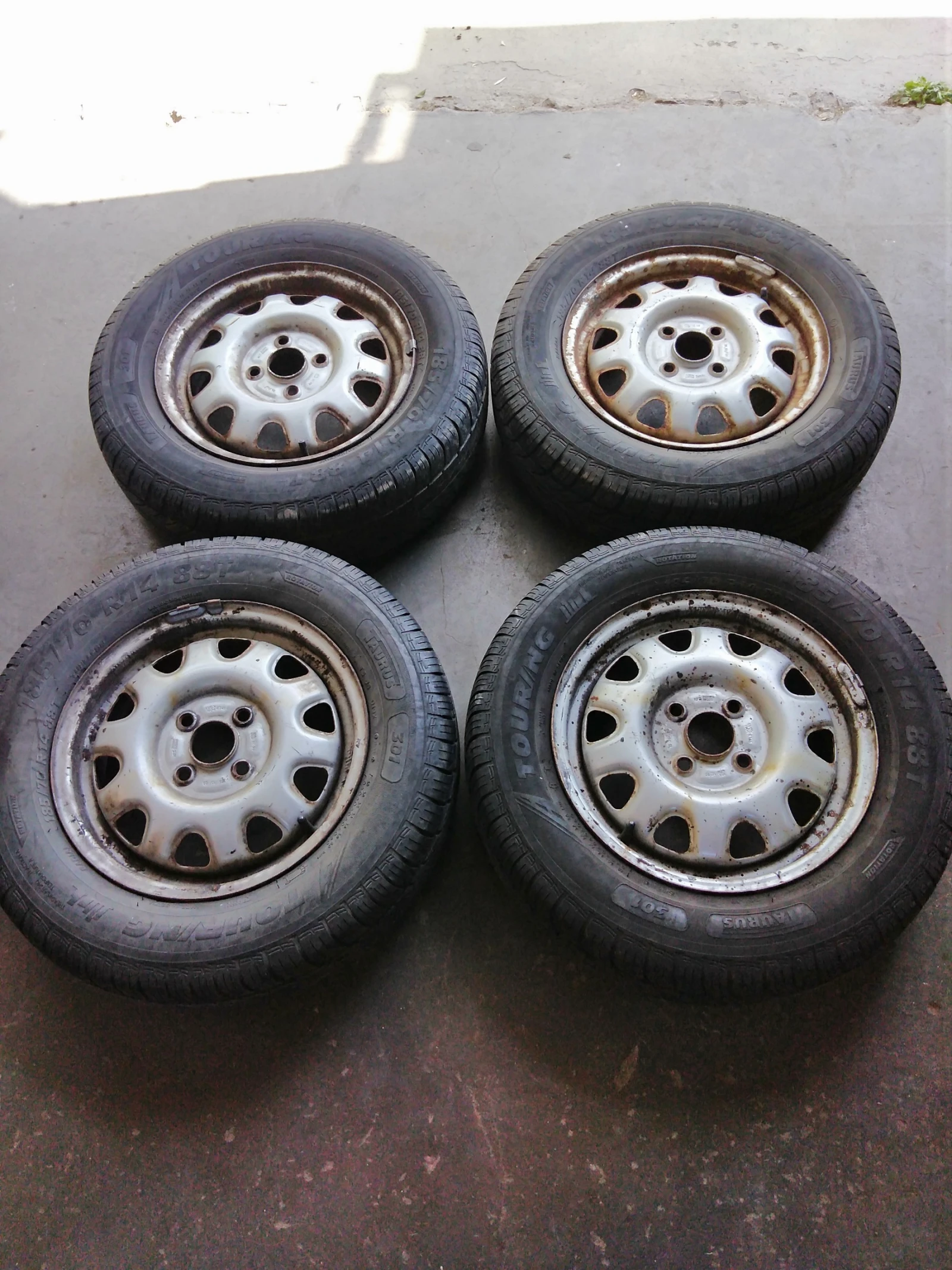 Гуми с джанти Tigar 185/80R14, снимка 6 - Гуми и джанти - 55049451