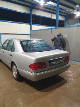 Mercedes-Benz E 250 W210 Спешно продавам , снимка 13